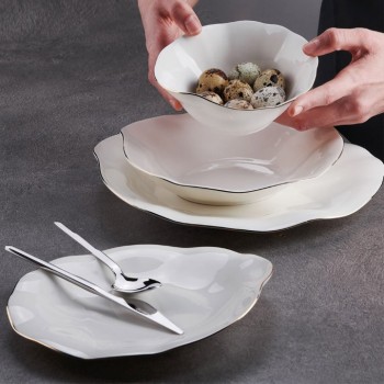 KORKMAZ ROSA PLATİN 30 PARÇA YEMEK TAKIMI A9802