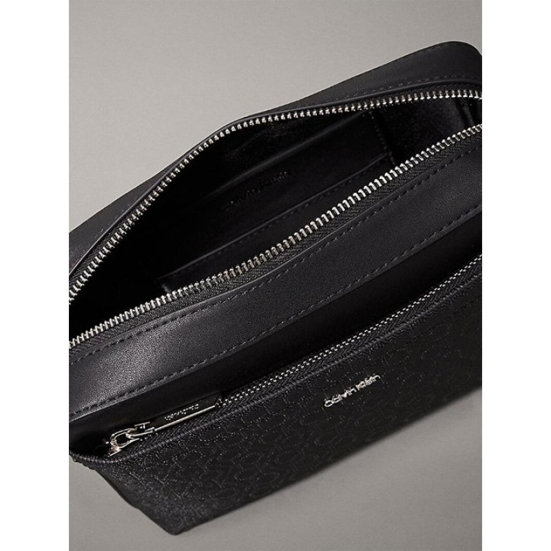 CALVIN CLEIN SİYAH KADIN ÇANTA SS25 CK MUST CONV CAMERA MONO K60K613021BEH