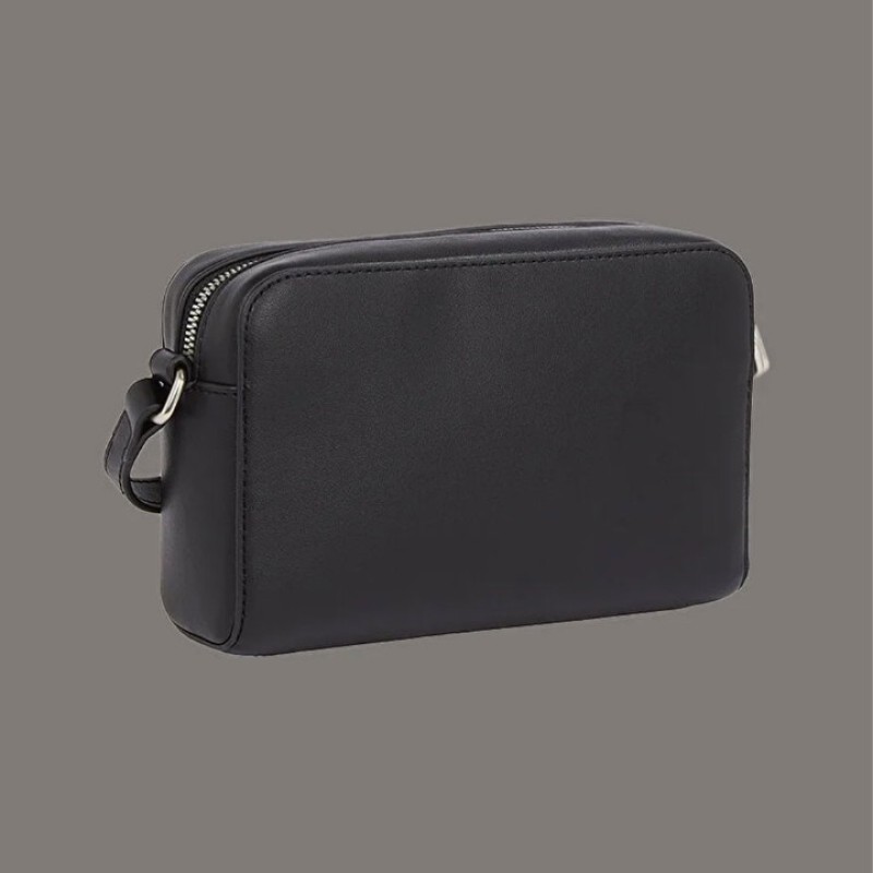 CALVIN CLEIN SİYAH KADIN ÇANTA SS25 SCULPTED EW CAMERA LV04K3036GUB1