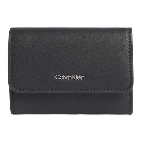 Elden Taksitle CALVIN CLEIN SİYAH KADIN CÜZDAN SS25 CK MUST SMALL TRIFOLD K60K611934BEH