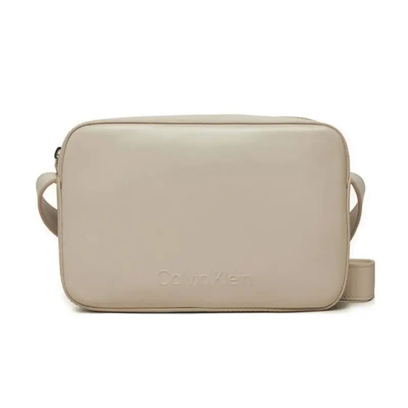 CALVIN CLEIN BEJ KADIN ÇANTA SS25 EMBOSSED LOGO CAMERA