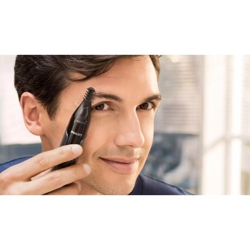 PHILIPS BURUN KULAK VE KAŞ TÜYÜ DÜZELTİCİ NT3650